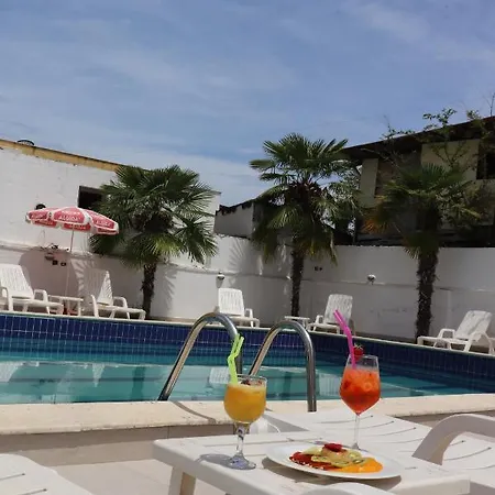 Lion Golem Durres Hotel 4*